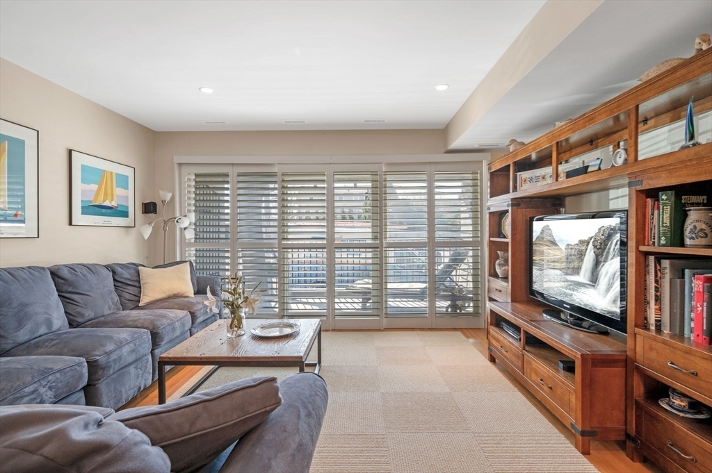 Property Photo: 61 Brackett Place B MA 01945