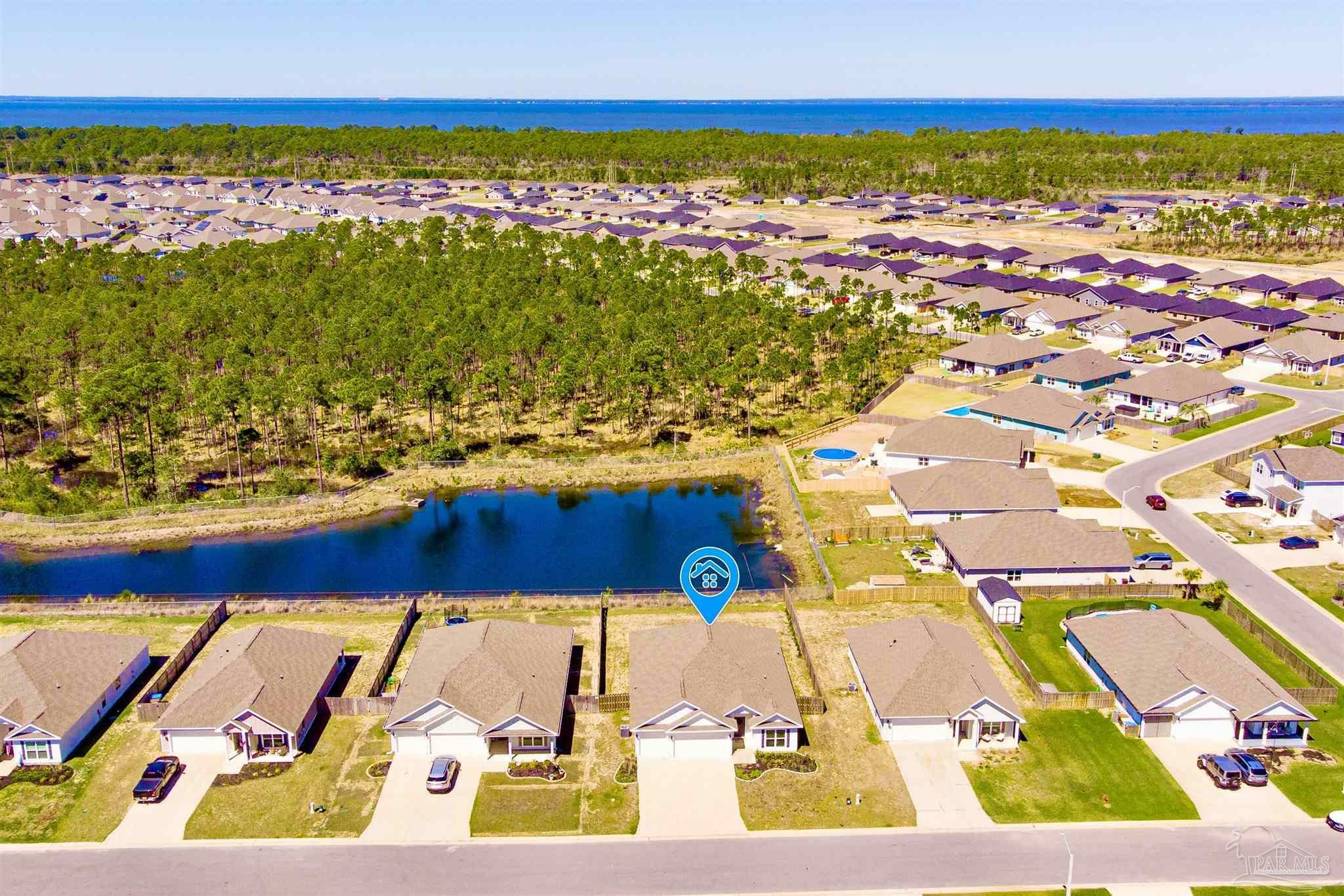 Property Photo: 6575 Forest Bay Ave FL 32563