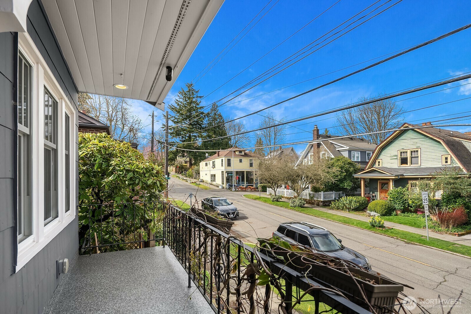 Property Photo: 1709 E Galer Street WA 98112