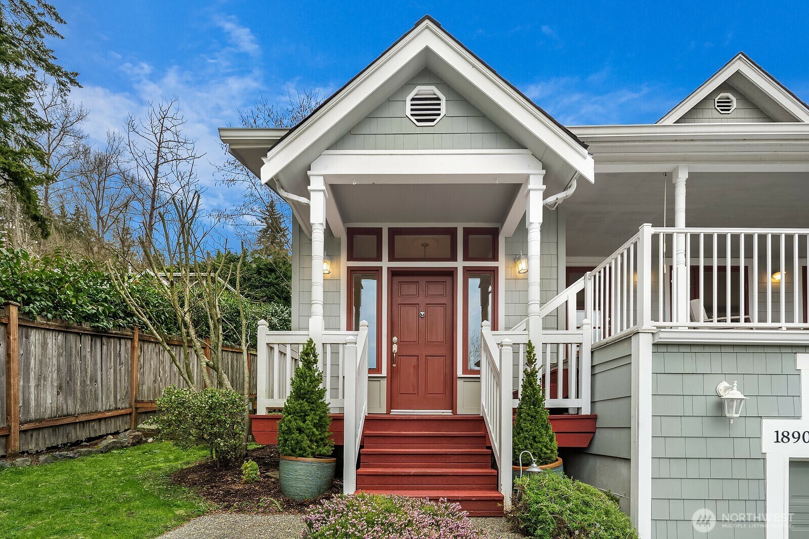 Property Photo: 18904 82nd Avenue NE WA 98028