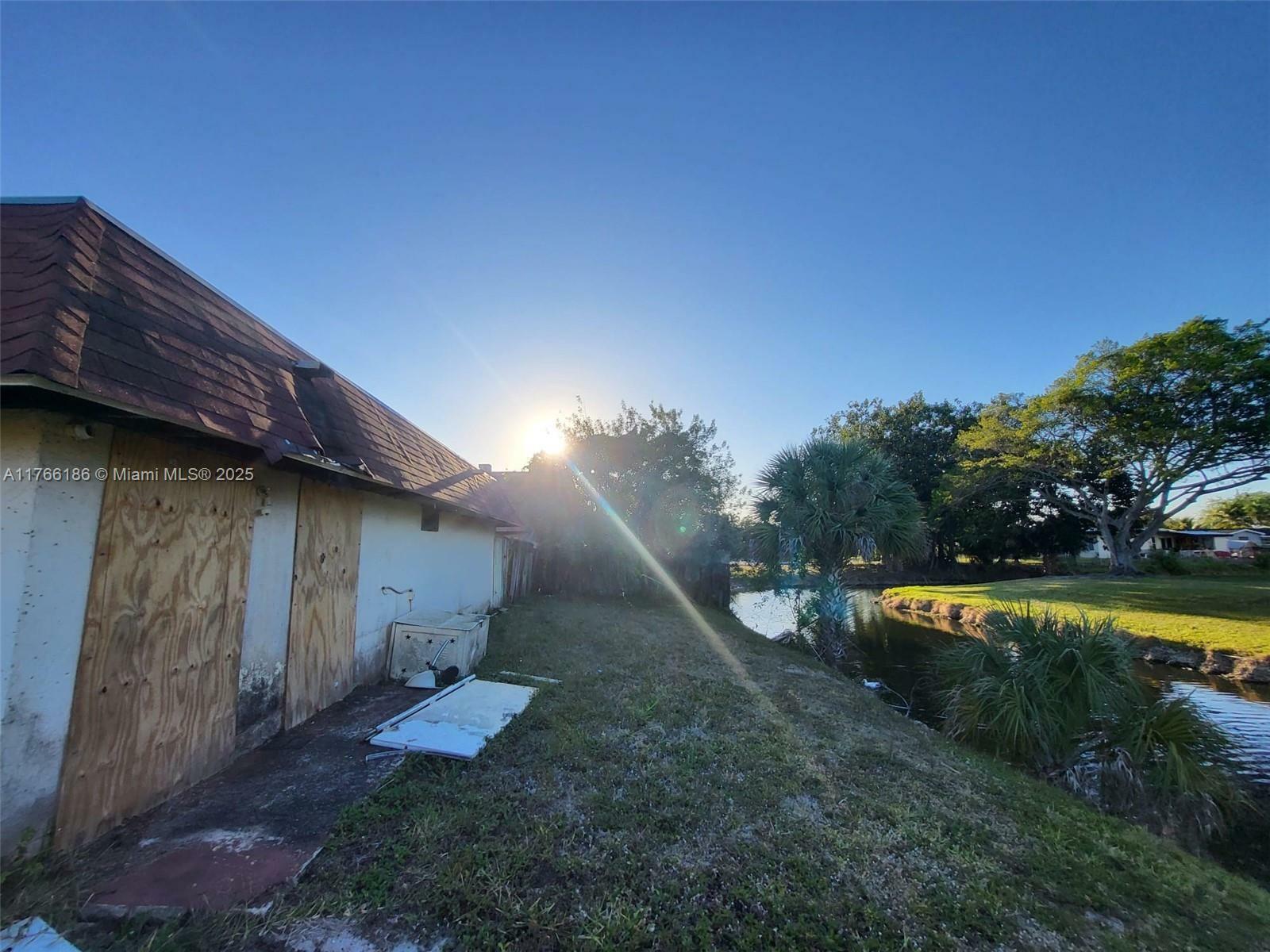 Property Photo: 2031 NW 59th Way FL 33313