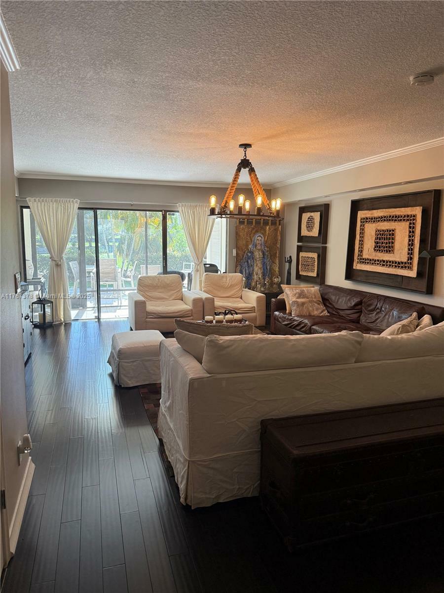 Property Photo: 20306 NE 34th Ct 39 FL 33180