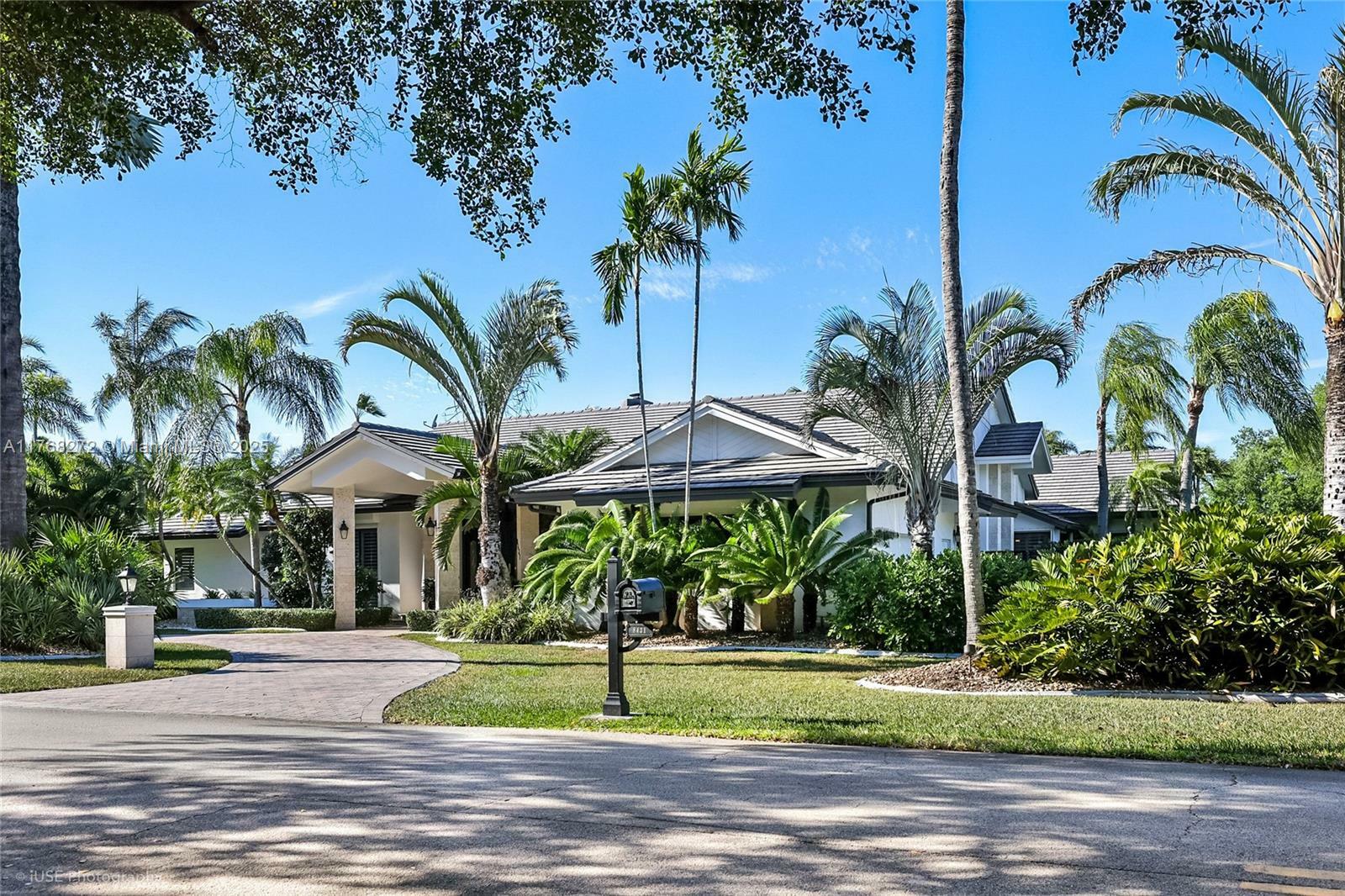Property Photo:  8431 SW 100th St  FL 33156 