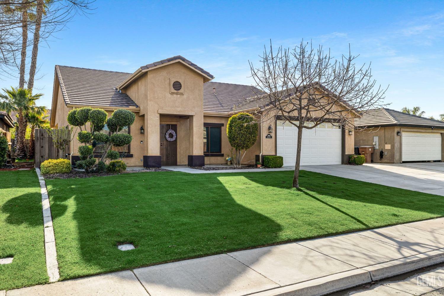 Property Photo: 3606 Azure Drive CA 93312