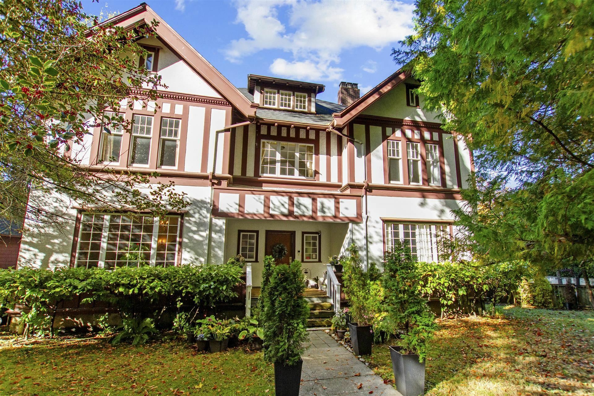 Property Photo: 3837 Angus Drive BC V6J 4H8