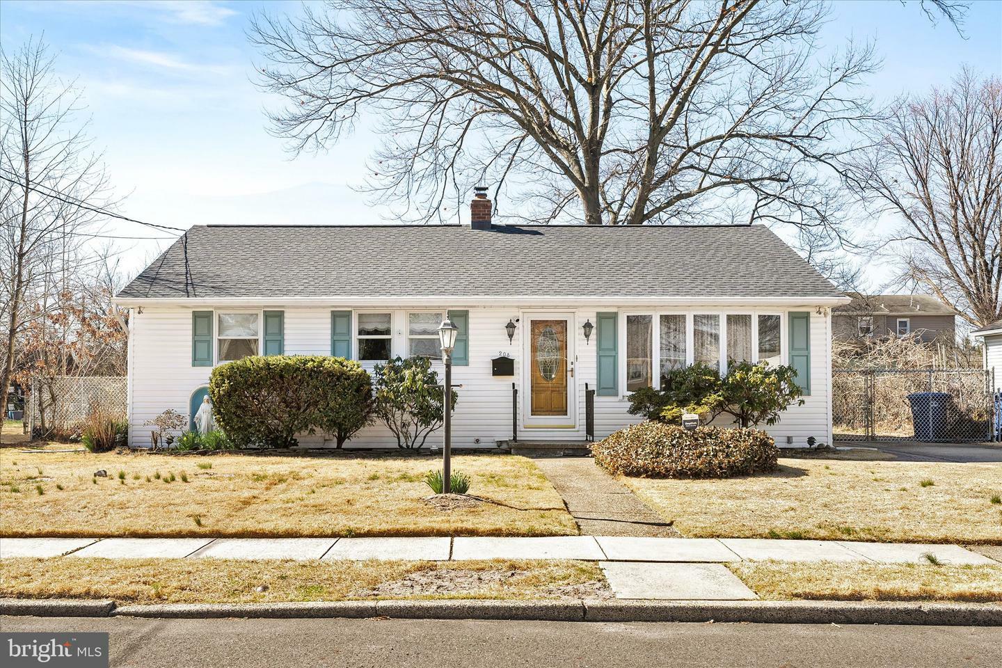 208 E Eighth  Florence NJ 08518 photo