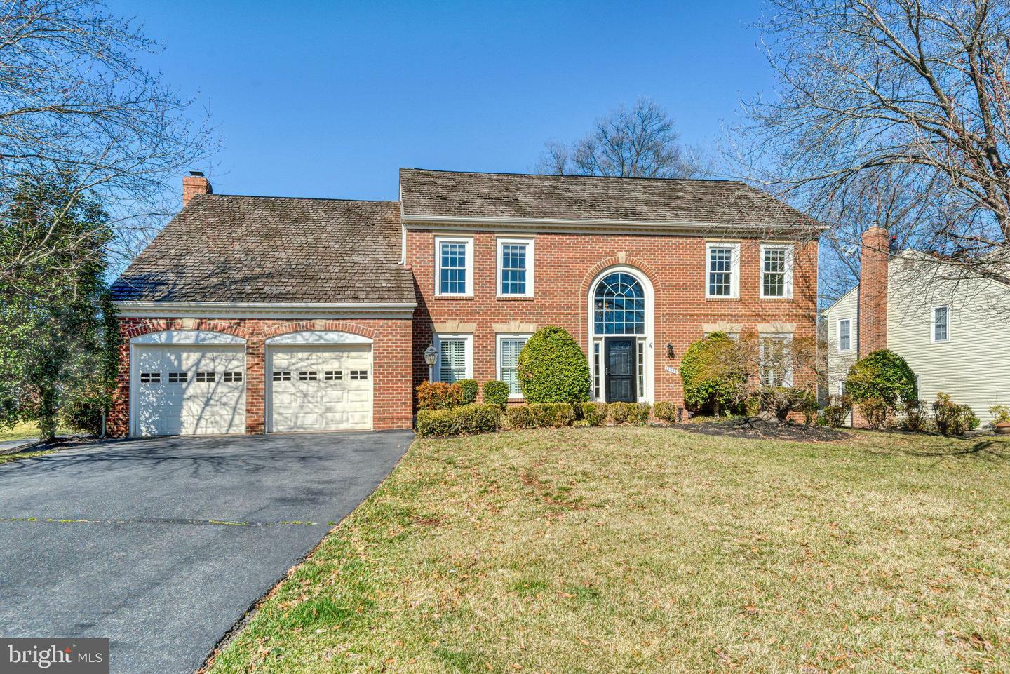 Property Photo:  12933 Oak Lawn Place  VA 20171 