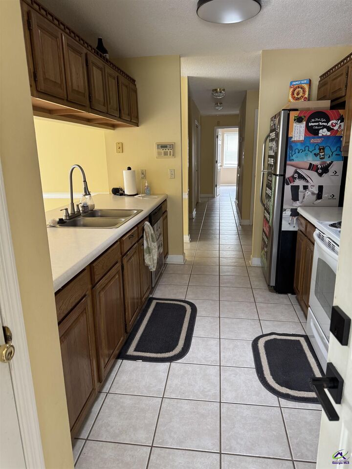 Property Photo: 117 Northeast Drive GA 31093-0117