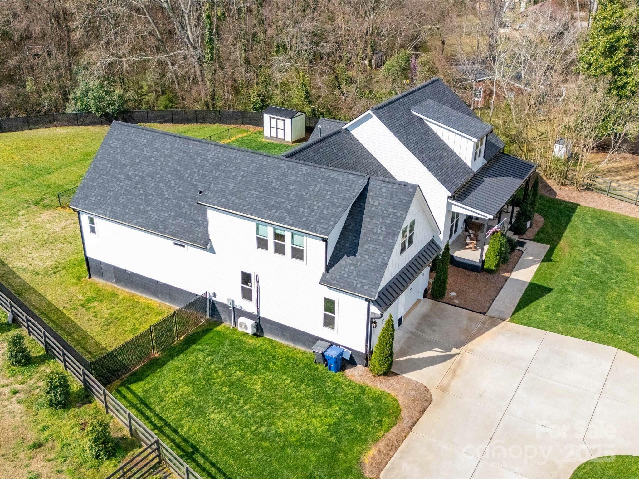 Property Photo: 7619 Old Waxhaw Monroe Road NC 28173