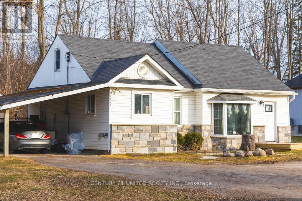 1009 Ward Street  Selwyn ON K0L 1H0 photo