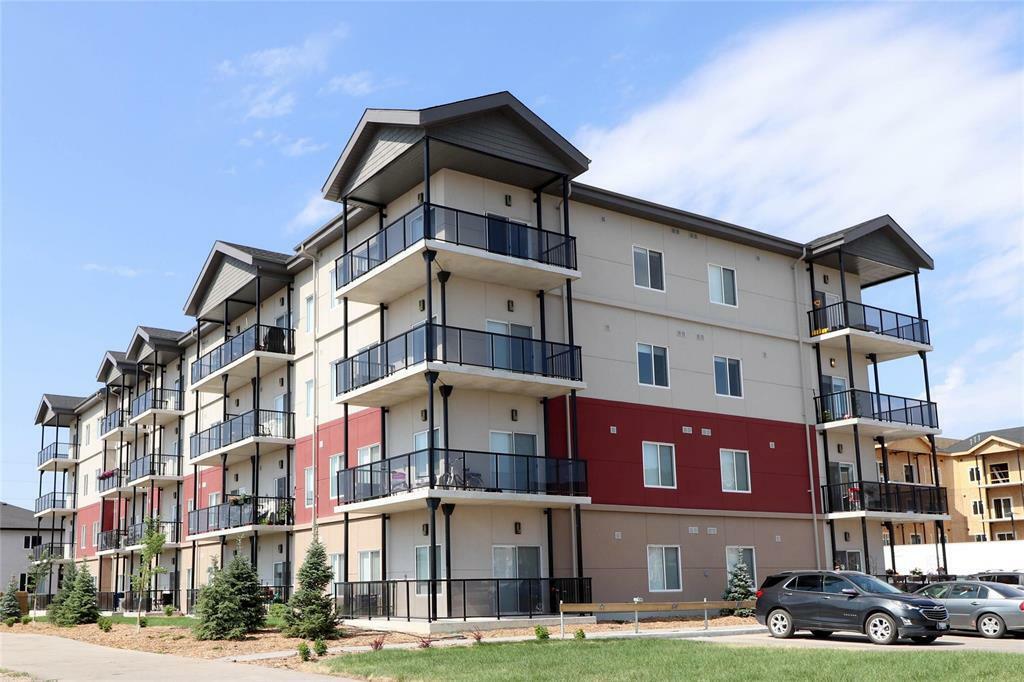 50 Philip Lee Drive  Winnipeg MB R3W 0P7 photo
