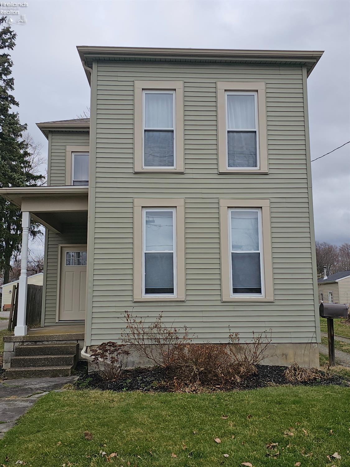 Property Photo:  23 S Garden Street  OH 44857 