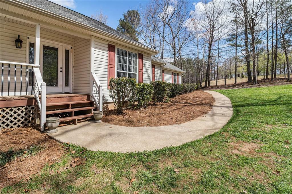 Property Photo: 4150 E East Chapel Hill Road GA 30135