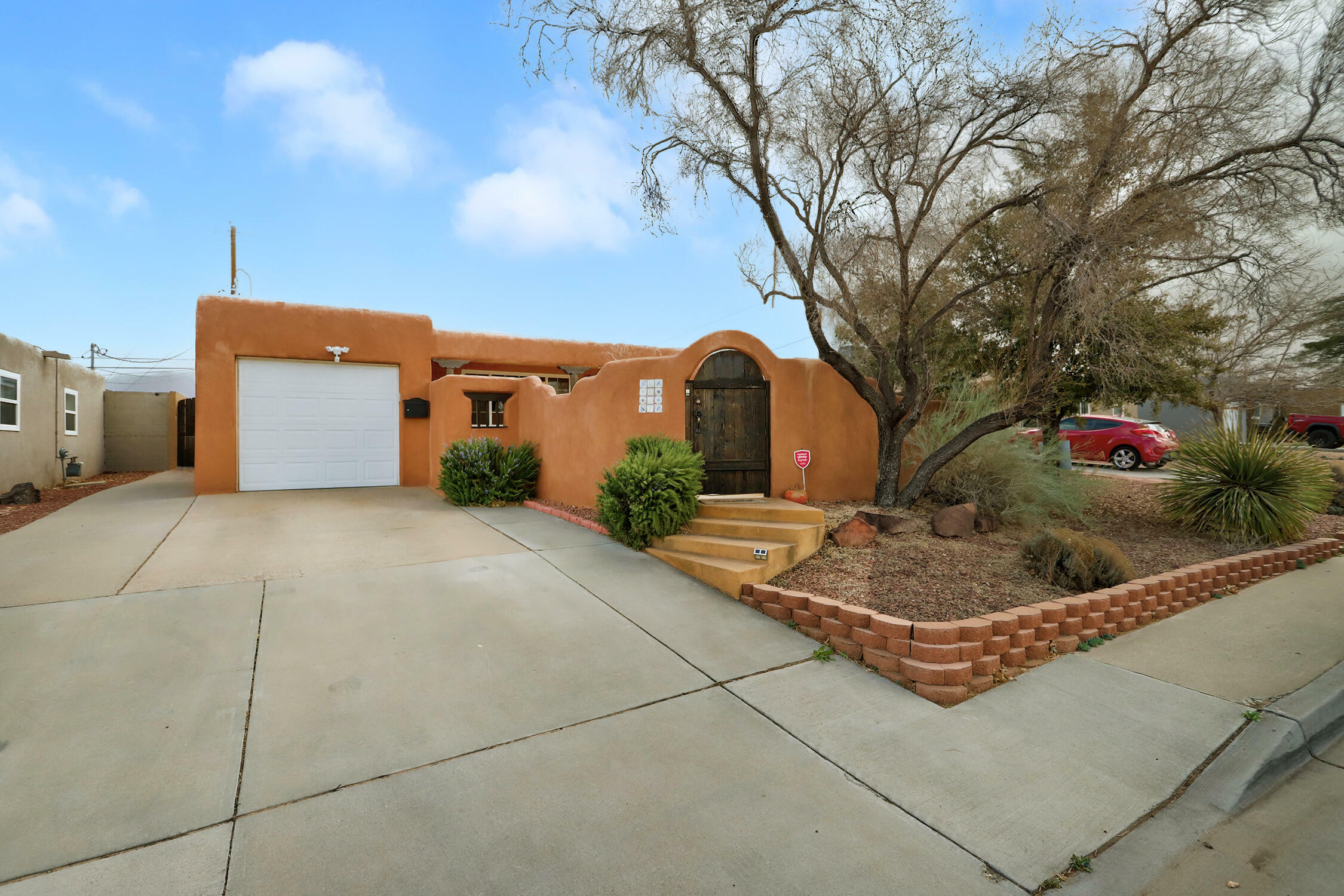 Property Photo: 6117 Zimmerman Avenue NE NM 87110