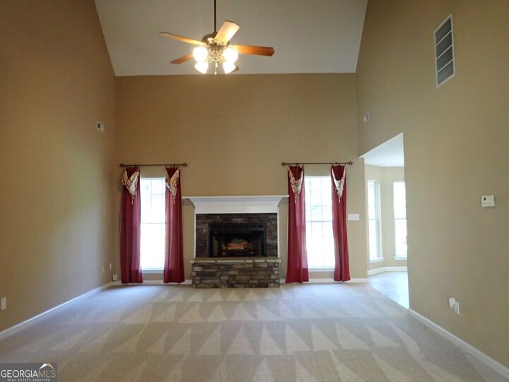 Property Photo:  180 Sunderland Circle  GA 30215 