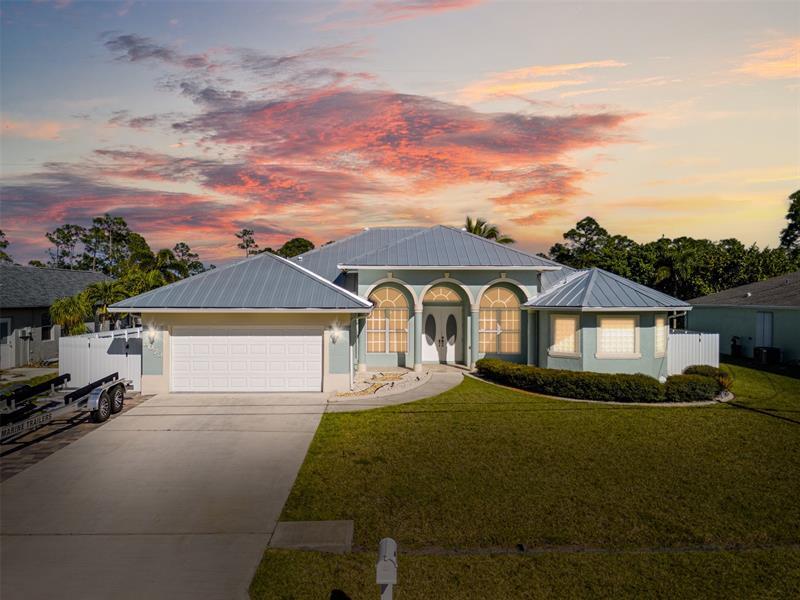 Property Photo:  3073 SW Ann Arbor Rd  FL 34953 