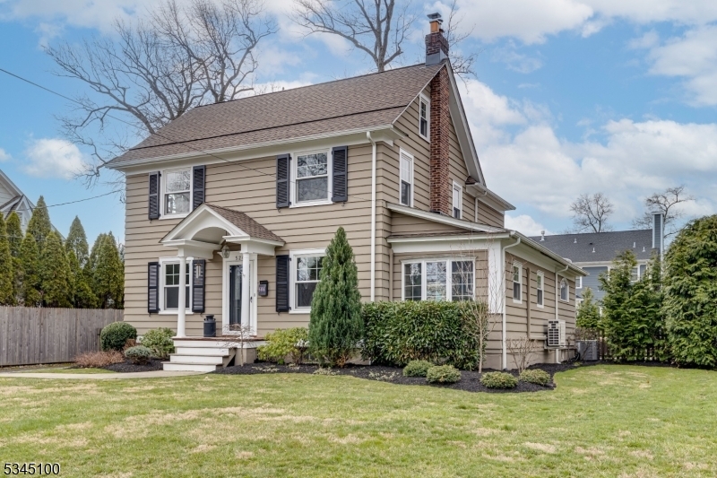 Property Photo: 524 Dorian Pl NJ 07090