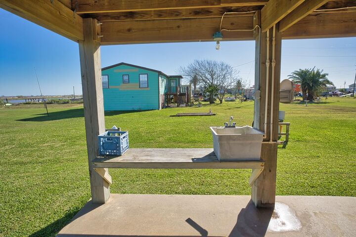 Property Photo: 1709 County Road 441D TX 77422