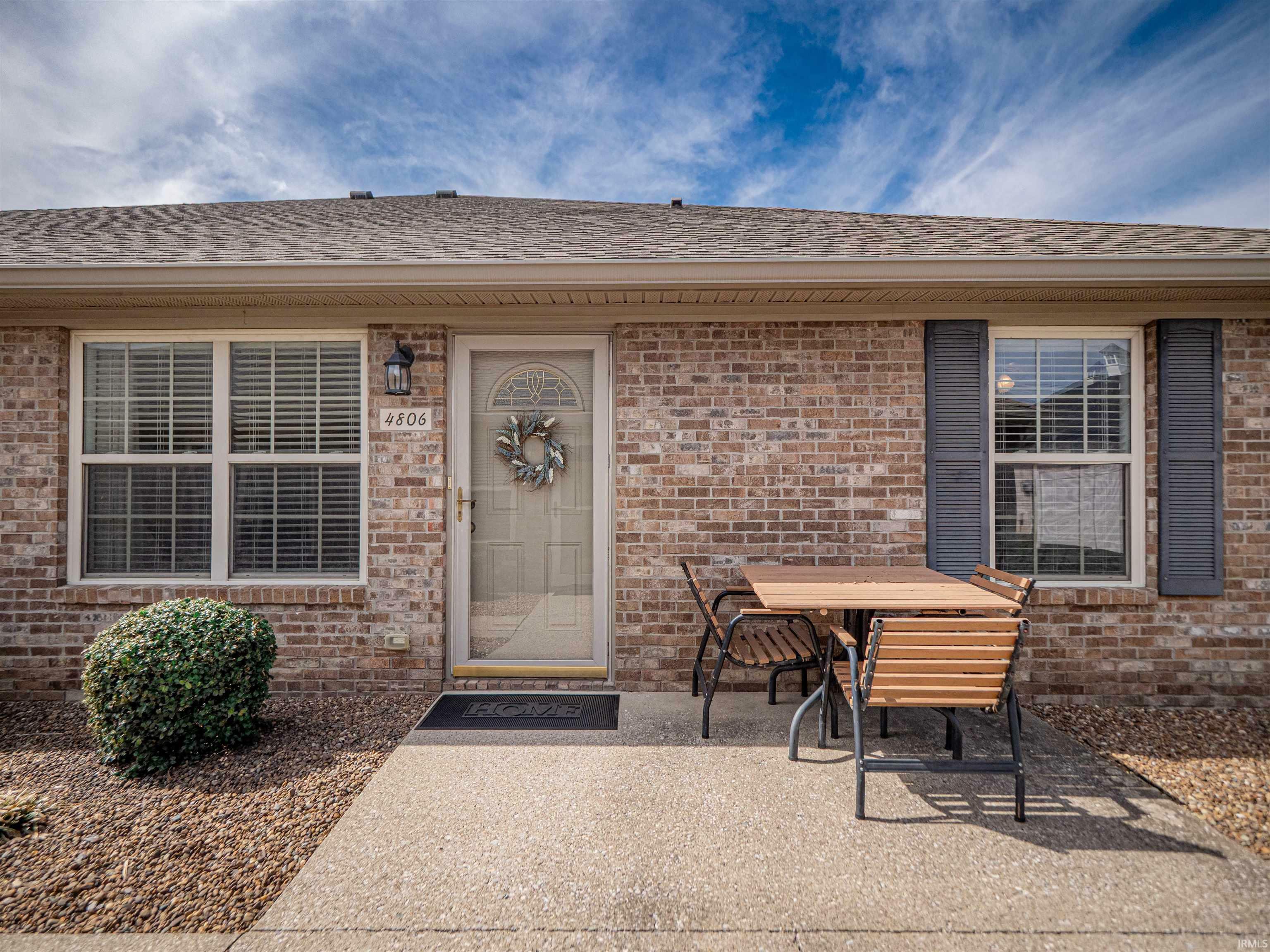 Property Photo:  4806 Legacy Run  IN 47711 