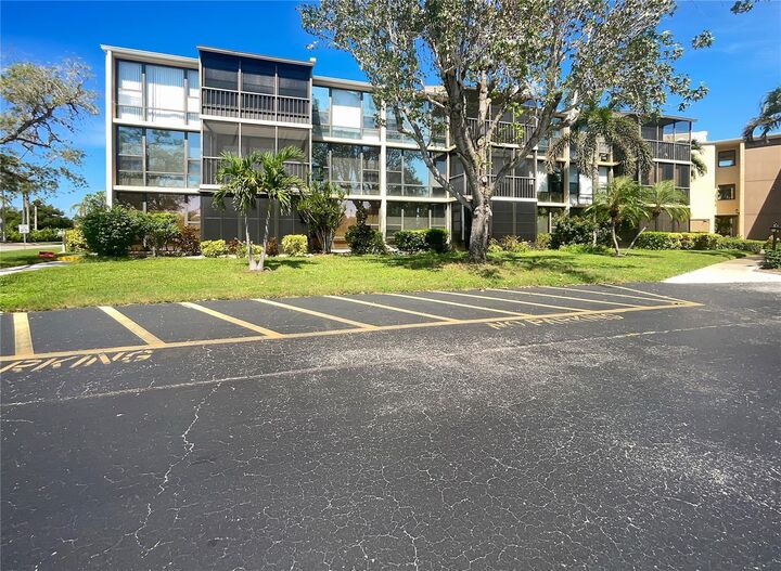 612 Bird Bay Drive S 113  Venice FL 34285 photo