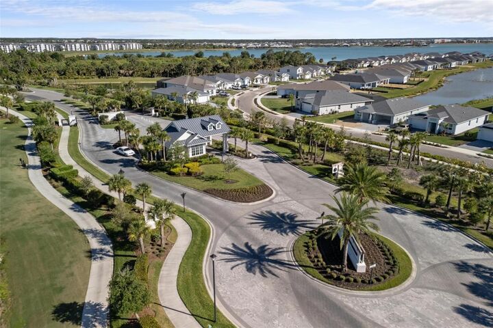 Property Photo:  15931 Sugar Hill Drive  FL 33982 