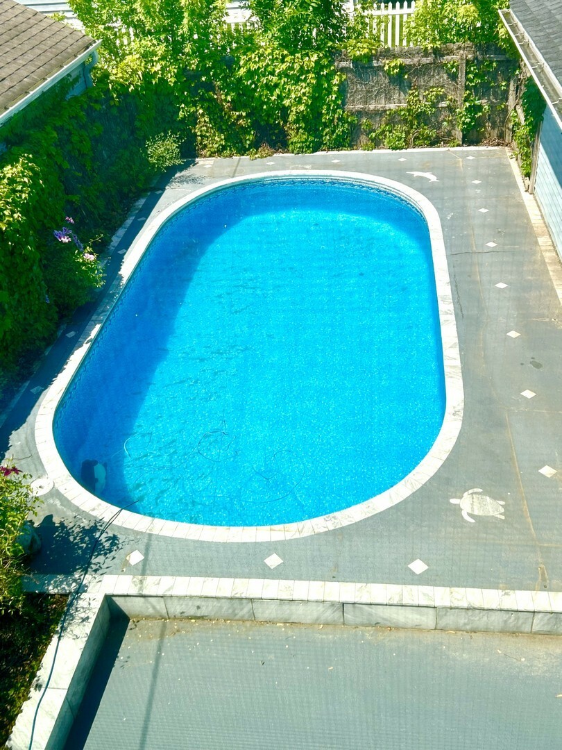 1019 Rockland Road  Lake Bluff IL 60044 photo