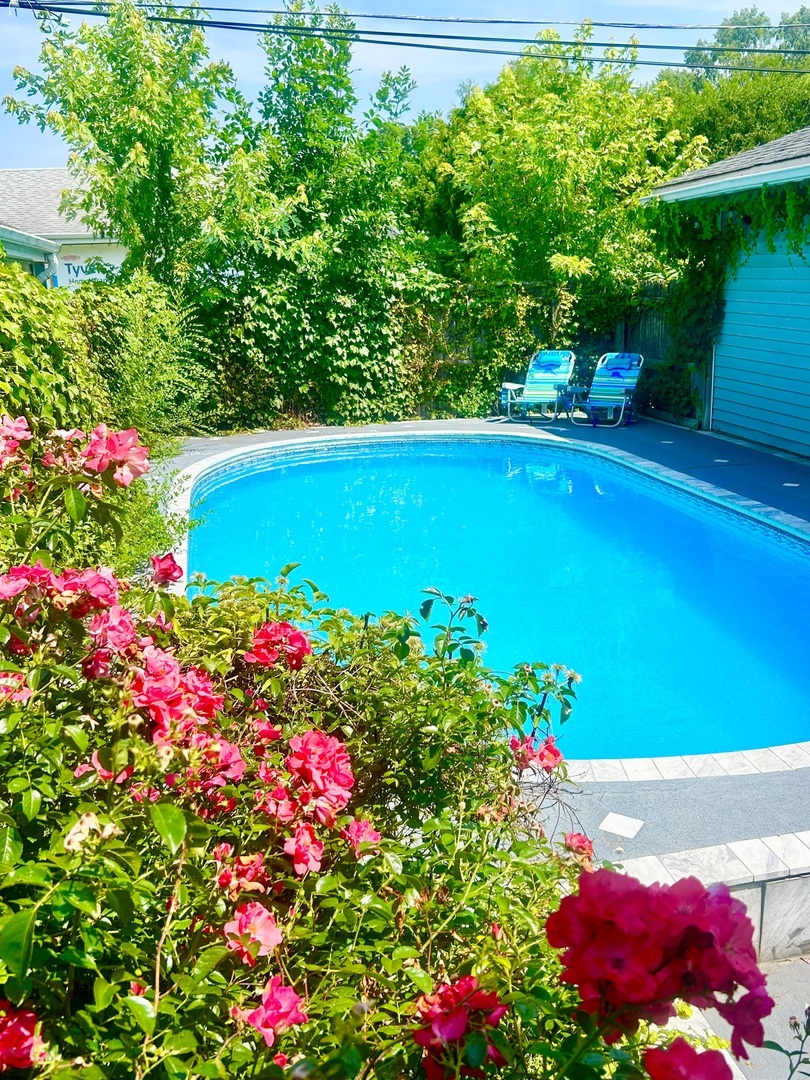 Property Photo:  1019 Rockland Road  IL 60044 