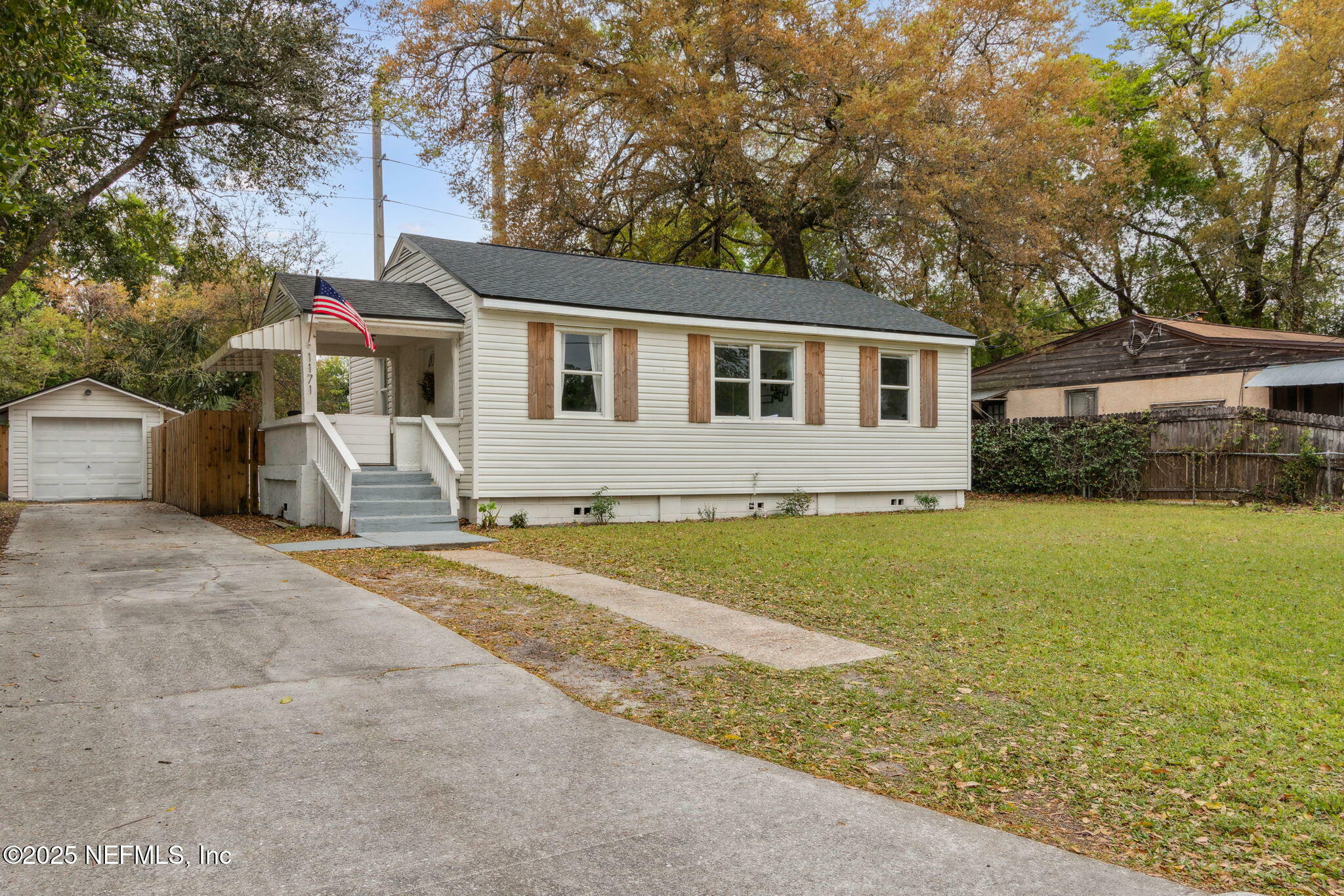 Property Photo: 1171 Scotten Road FL 32205