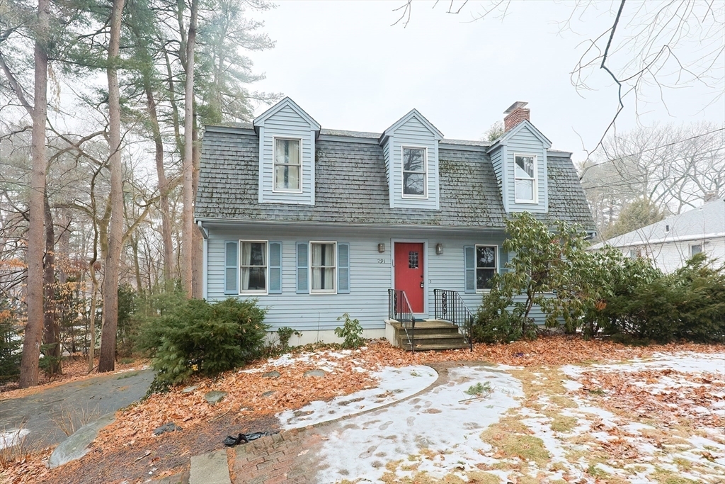 Property Photo: 291 Central St MA 01701