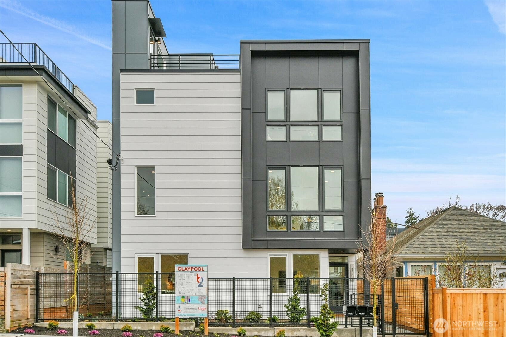 4128 C  Midvale Avenue N  Seattle WA 98103 photo