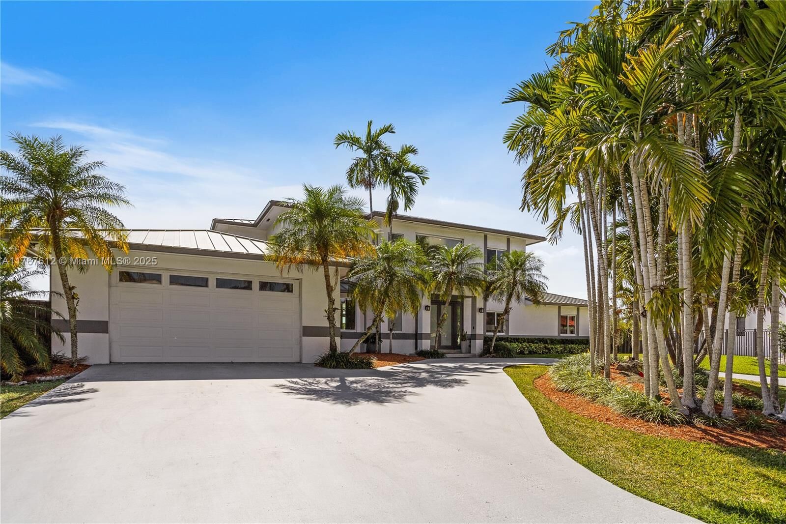 Property Photo:  9880 SW 148th Ter  FL 33176