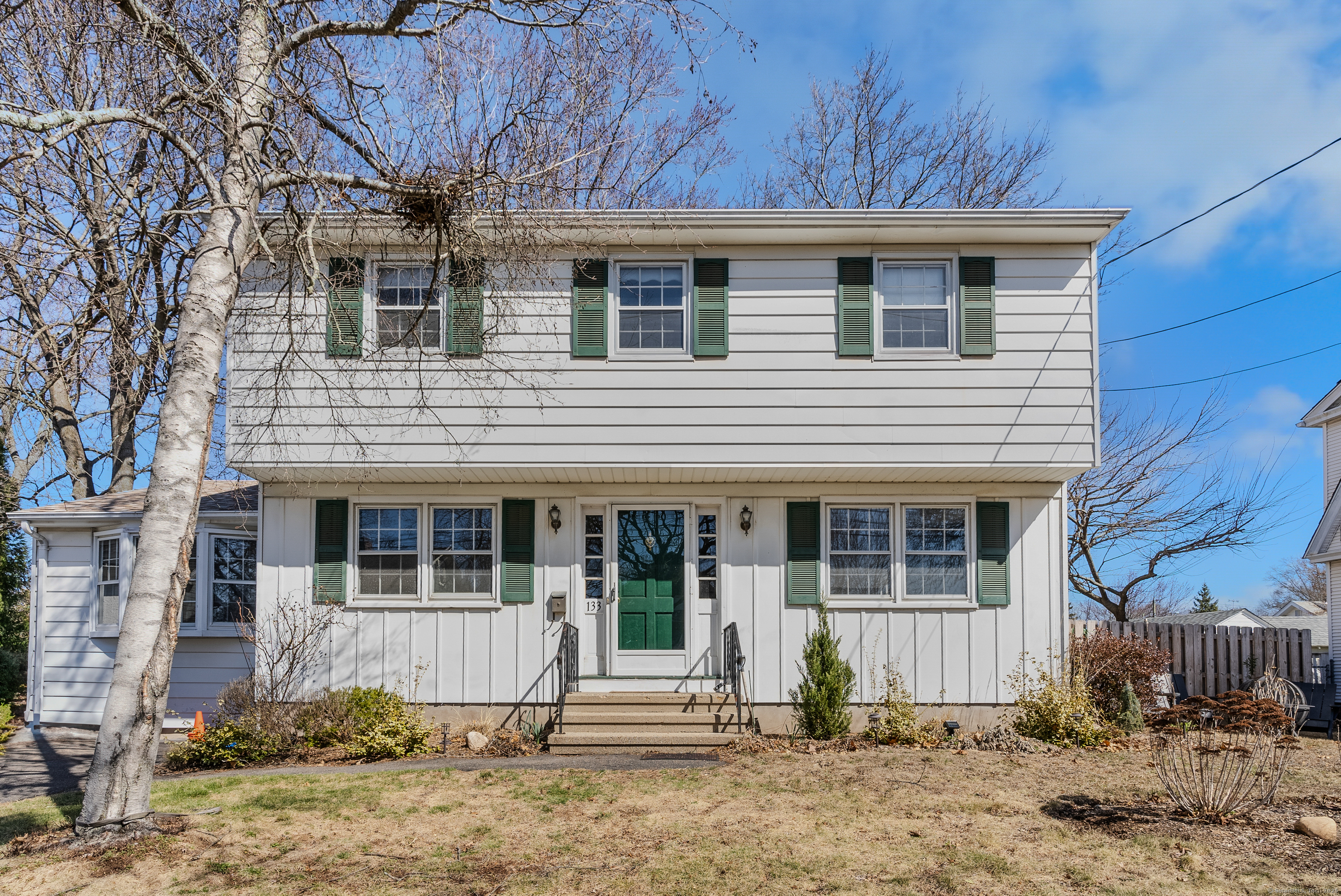 Property Photo:  133 Central Avenue  CT 06517 