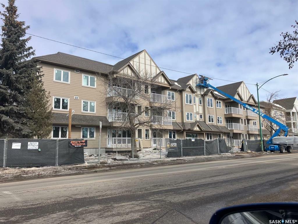 Property Photo: 318 108th Street W 101 SK S7N 1P8