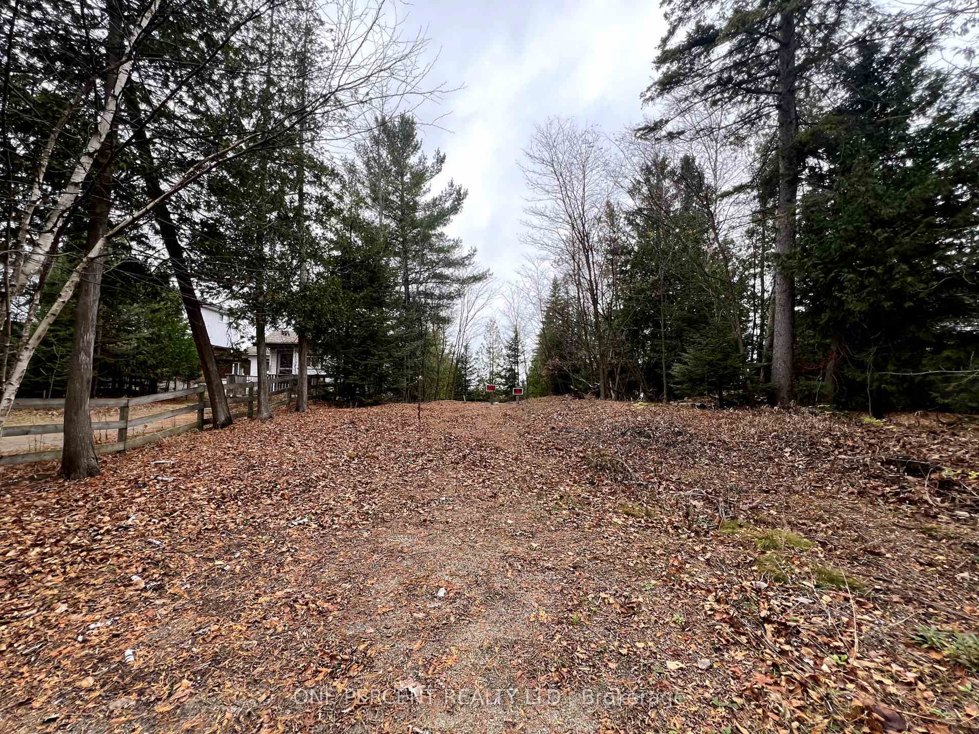 Property Photo:  1554 Shore Lane  ON L9Z 1W3 
