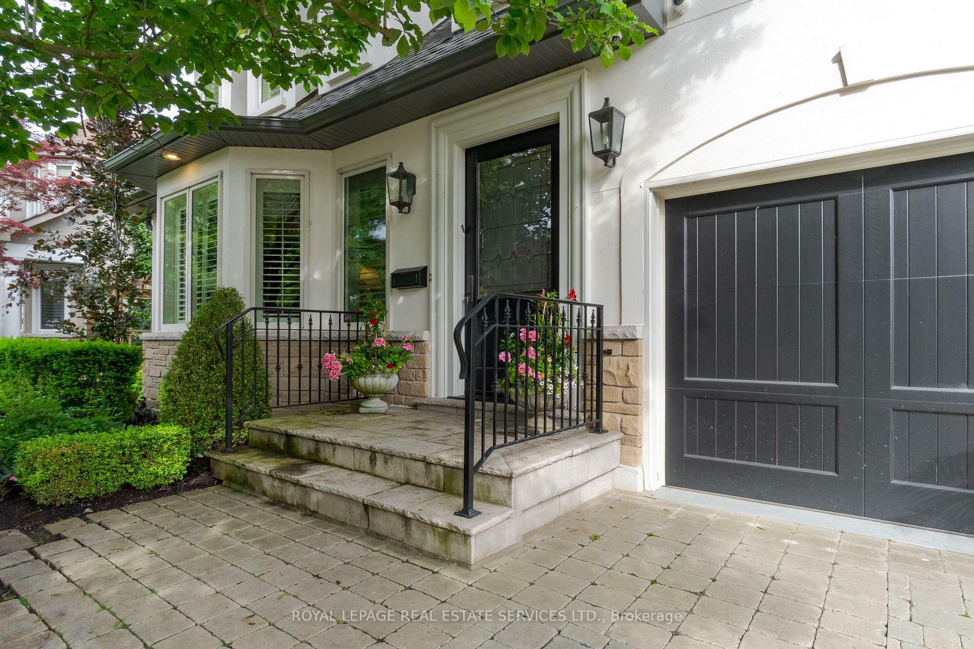 Property Photo: 14 Holyrood Avenue ON L6K 2V3