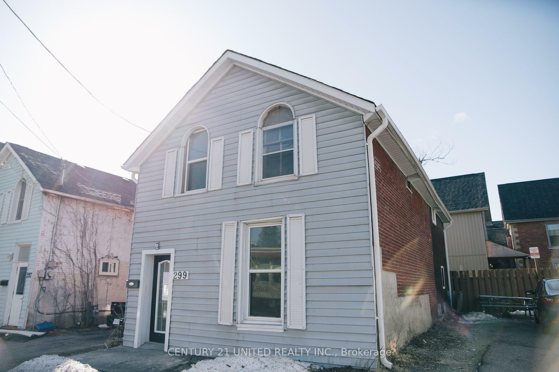 Photo de la propriété:  299 Sherbrooke Street  ON K9J 2N7 