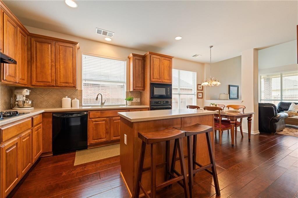 Property Photo: 4313 Fairway Path TX 78665