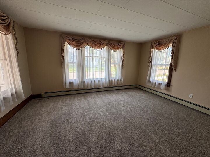 Property Photo:  128 Hawthorne Street  NY 13850 