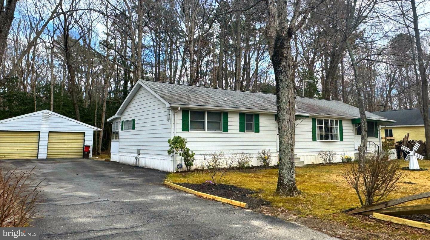 Property Photo: 20229 Spruce Avenue DE 19958