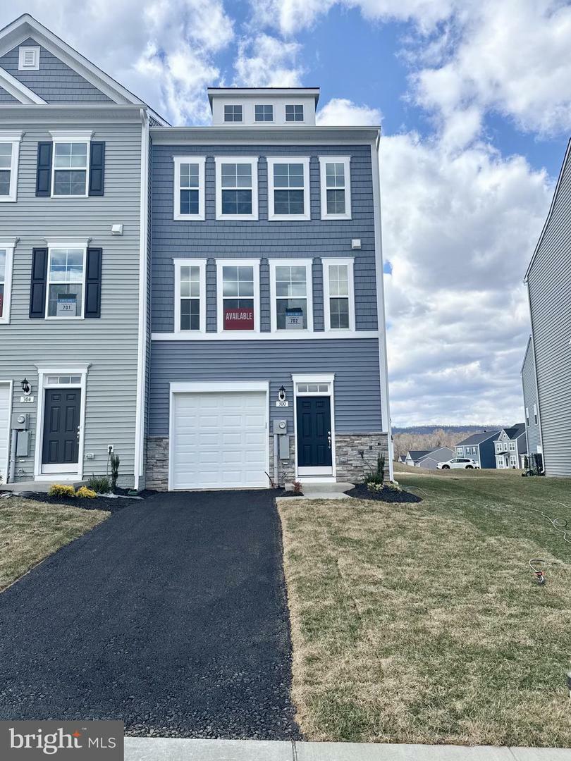 Property Photo: 300 Husky Trail WV 25403
