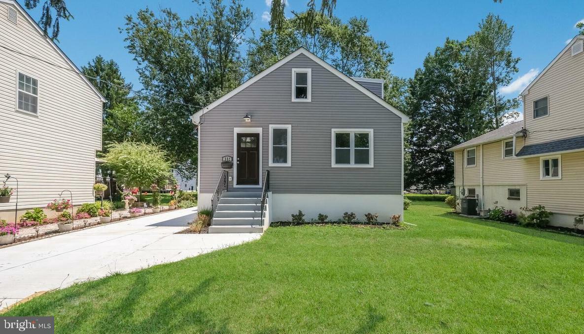 Property Photo: 332 7th Avenue PA 19033