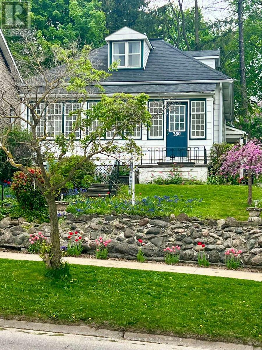 Photo de la propriété: 230 Queen Street East ON N4X 1A9