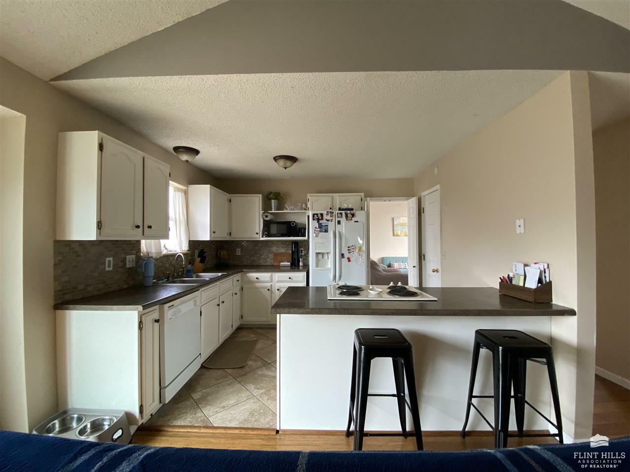 Property Photo: 841 Davis Drive KS 66502
