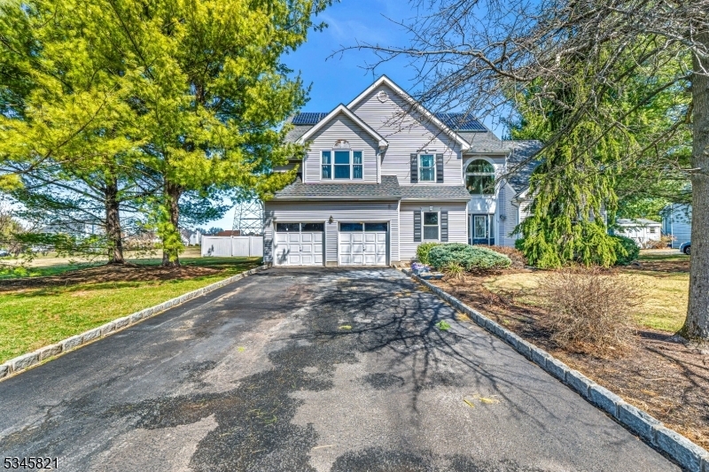Property Photo: 19 Meadow Hills Dr NJ 08873
