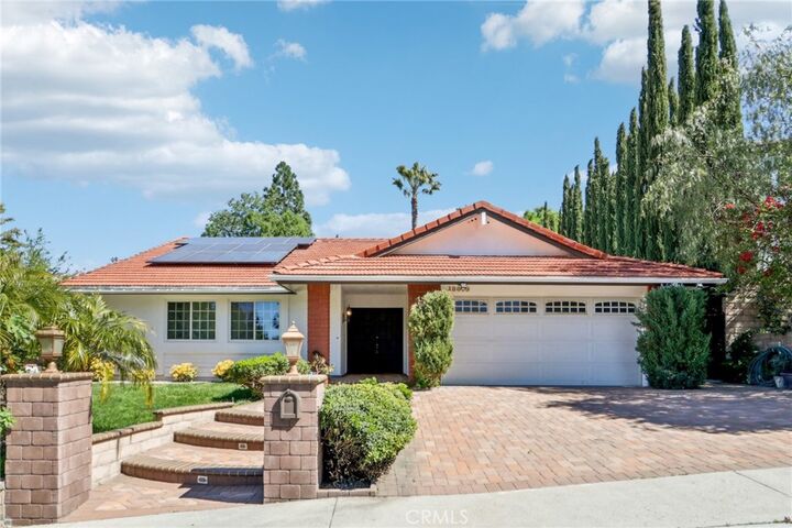 Property Photo:  18619 Brymer Street  CA 91326 