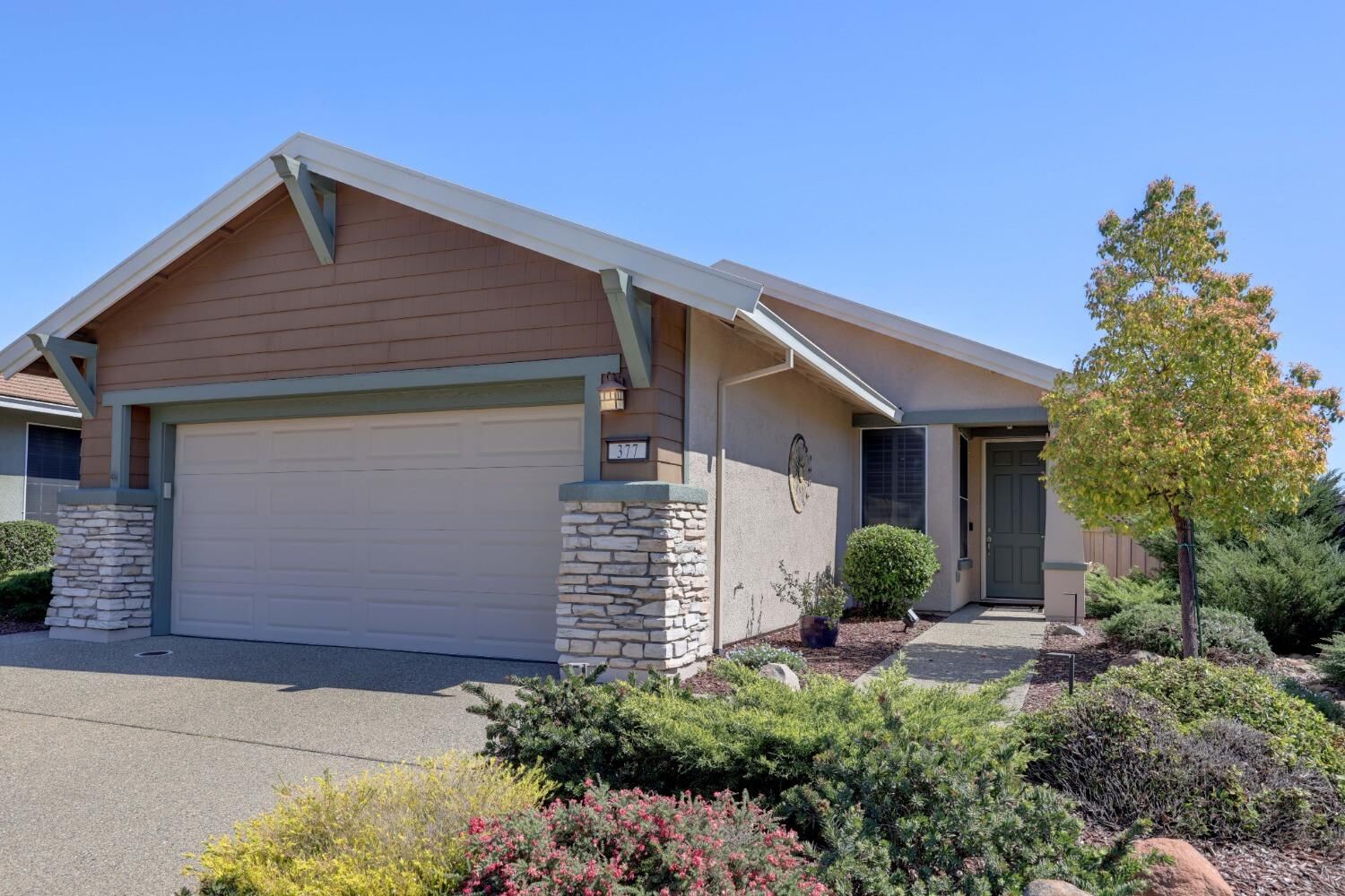 Property Photo:  377 Snapdragon Lane  CA 95648 