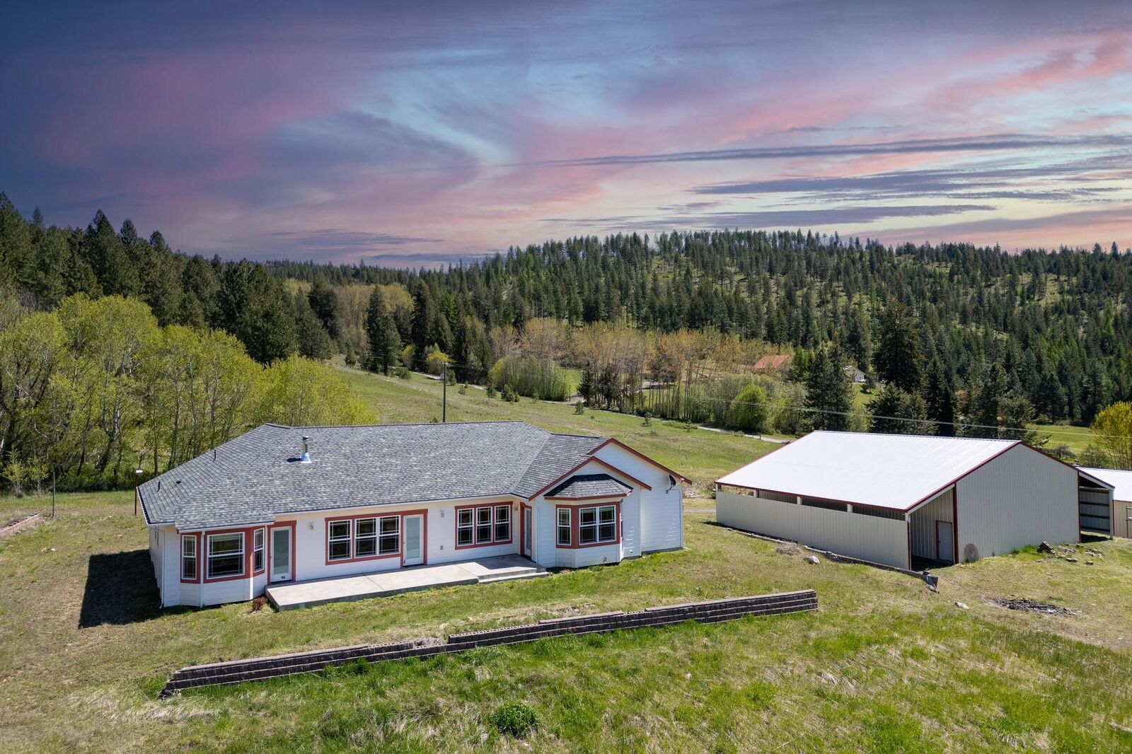 Property Photo:  2977 Marx Rd  WA 99167 