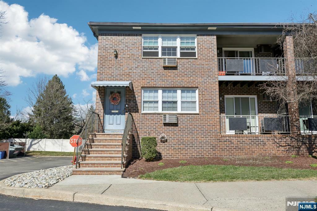 580 Bloomfield 15B  West Caldwell NJ 07006 photo
