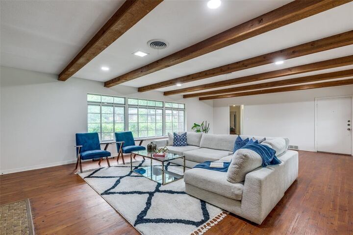 Property Photo:  1901 Bluebird Avenue  TX 76111 