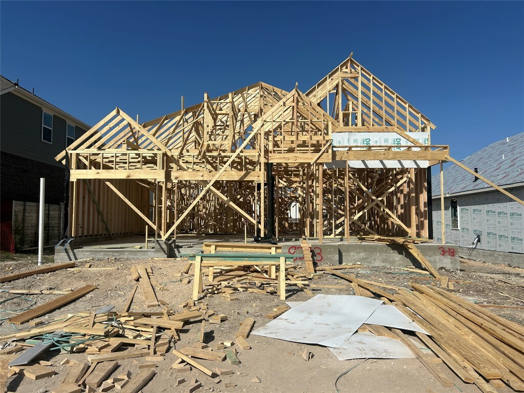 Property Photo: 8213 Grenadier Drive TX 78738